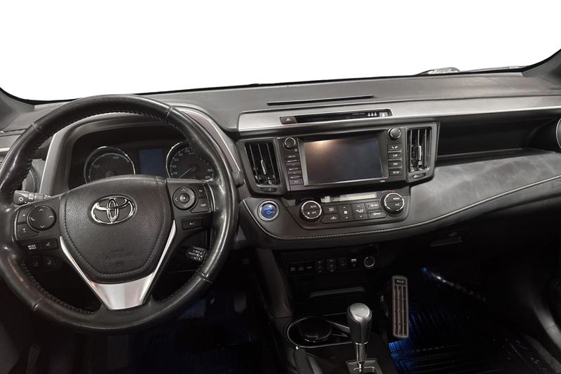 Toyota RAV4 YOY571