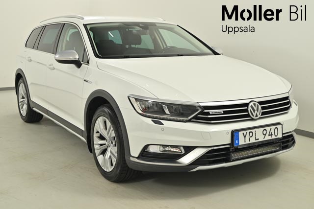 Volkswagen Passat YPL940