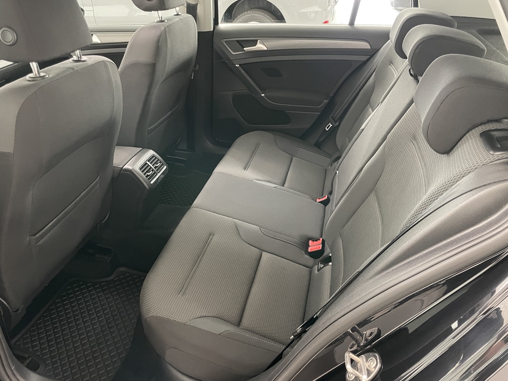 Volkswagen Golf YPP515