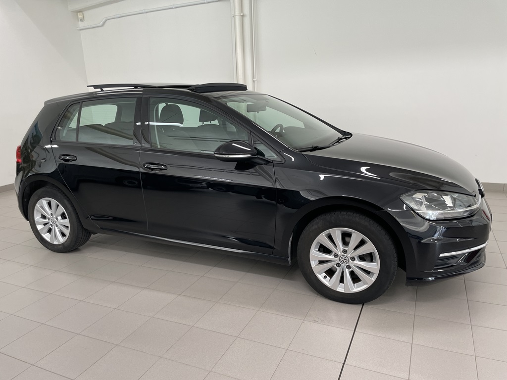 Volkswagen Golf YPP515