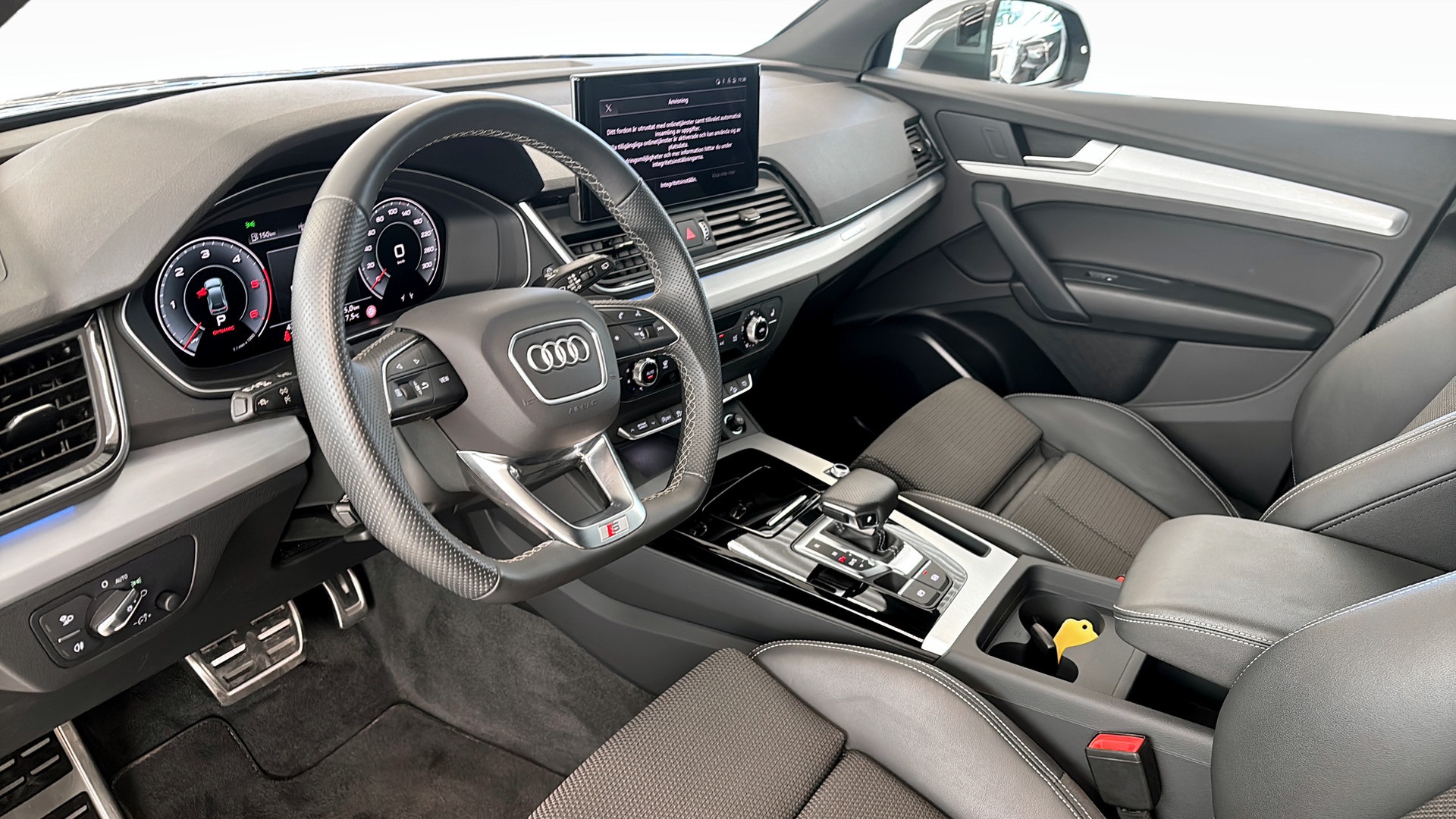 Audi Q5 Sportback YRA52E