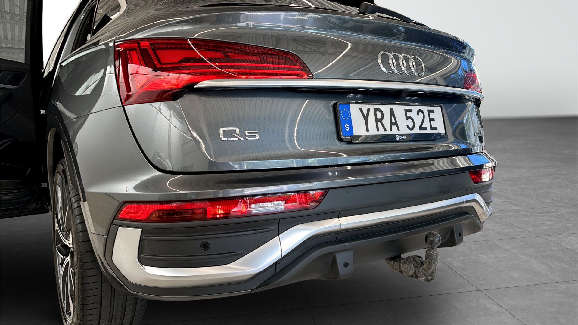 Audi Q5 Sportback YRA52E