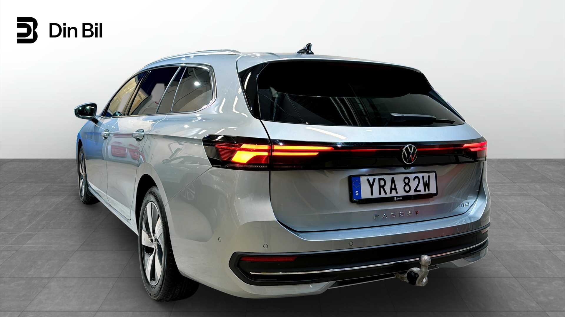 Volkswagen Passat YRA82W
