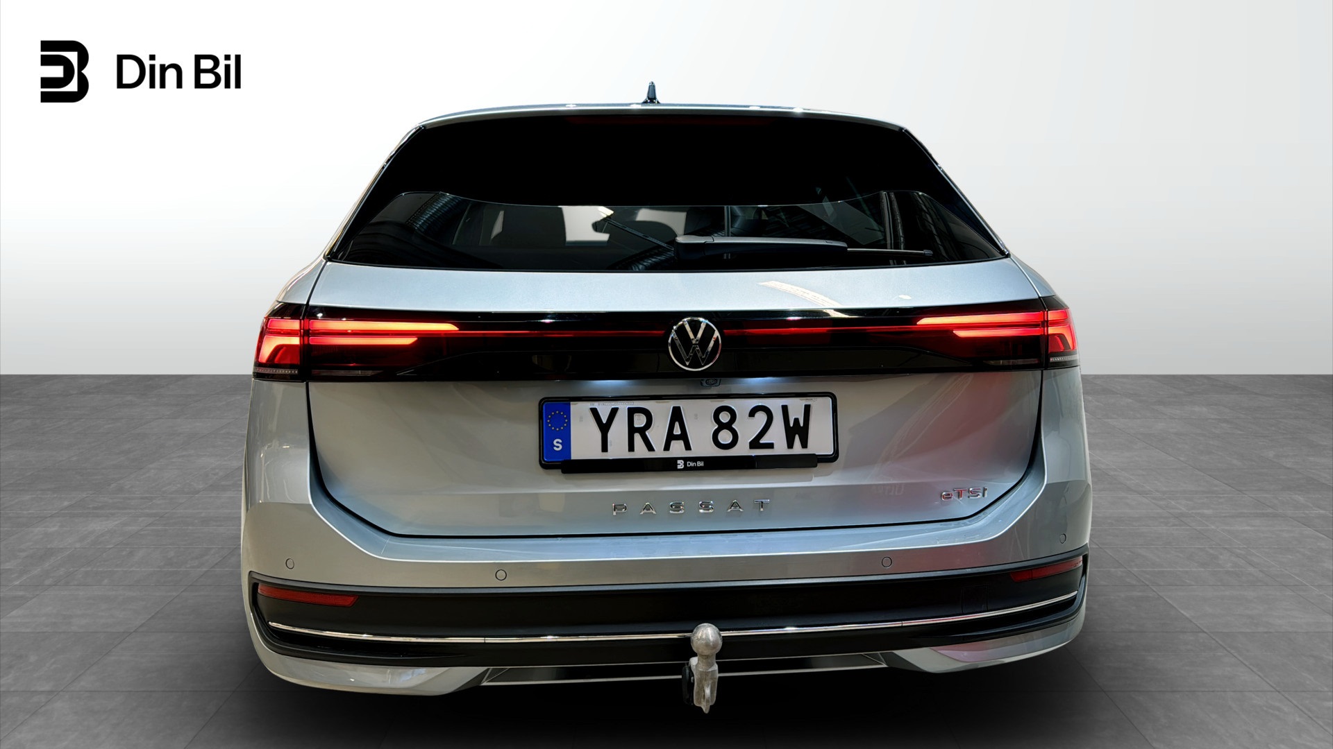 Volkswagen Passat YRA82W