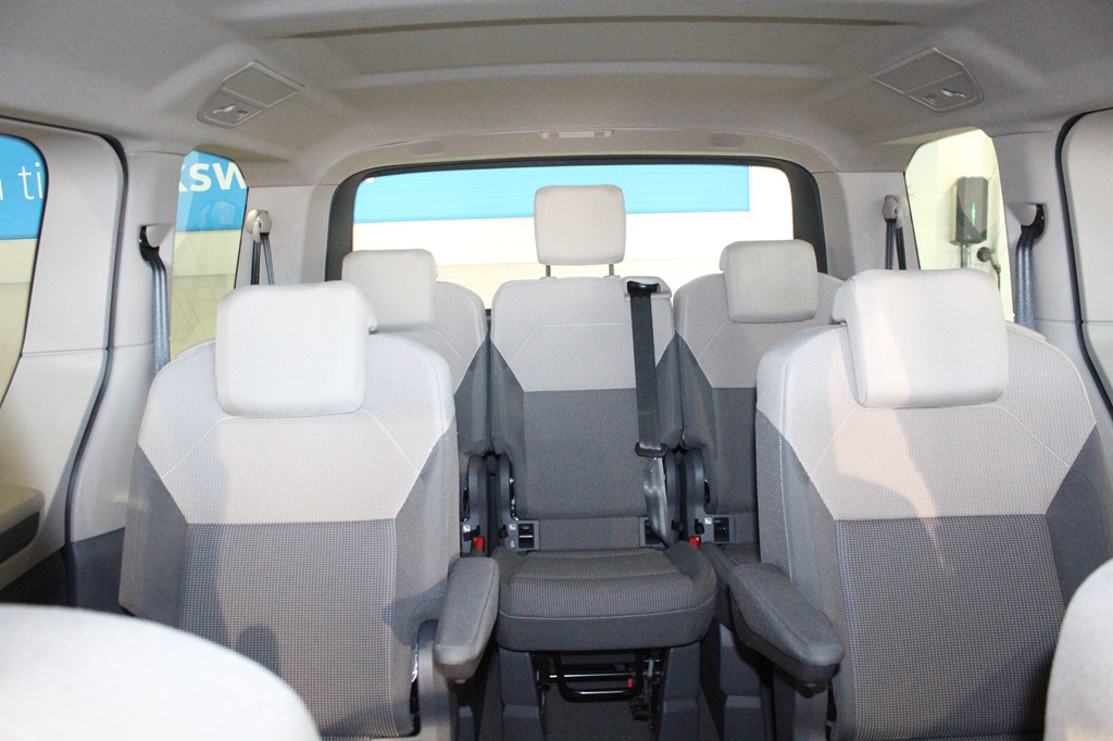 Volkswagen Multivan YRB20Y