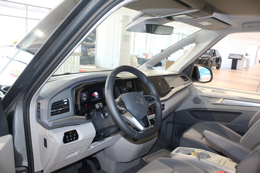 Volkswagen Multivan YRB20Y