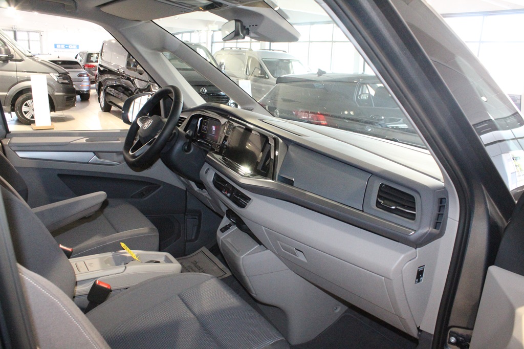 Volkswagen Multivan YRB20Y