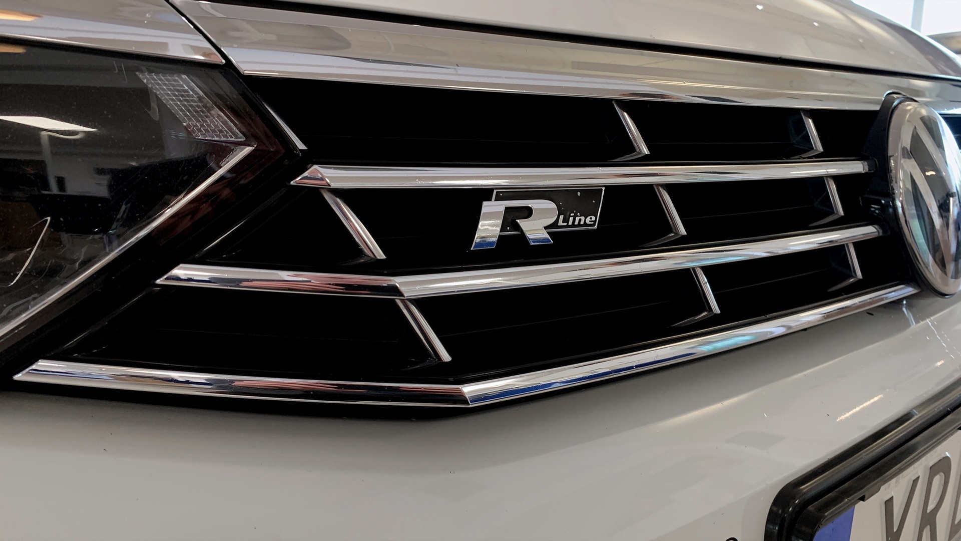 Volkswagen Passat Sportscombi YRB643