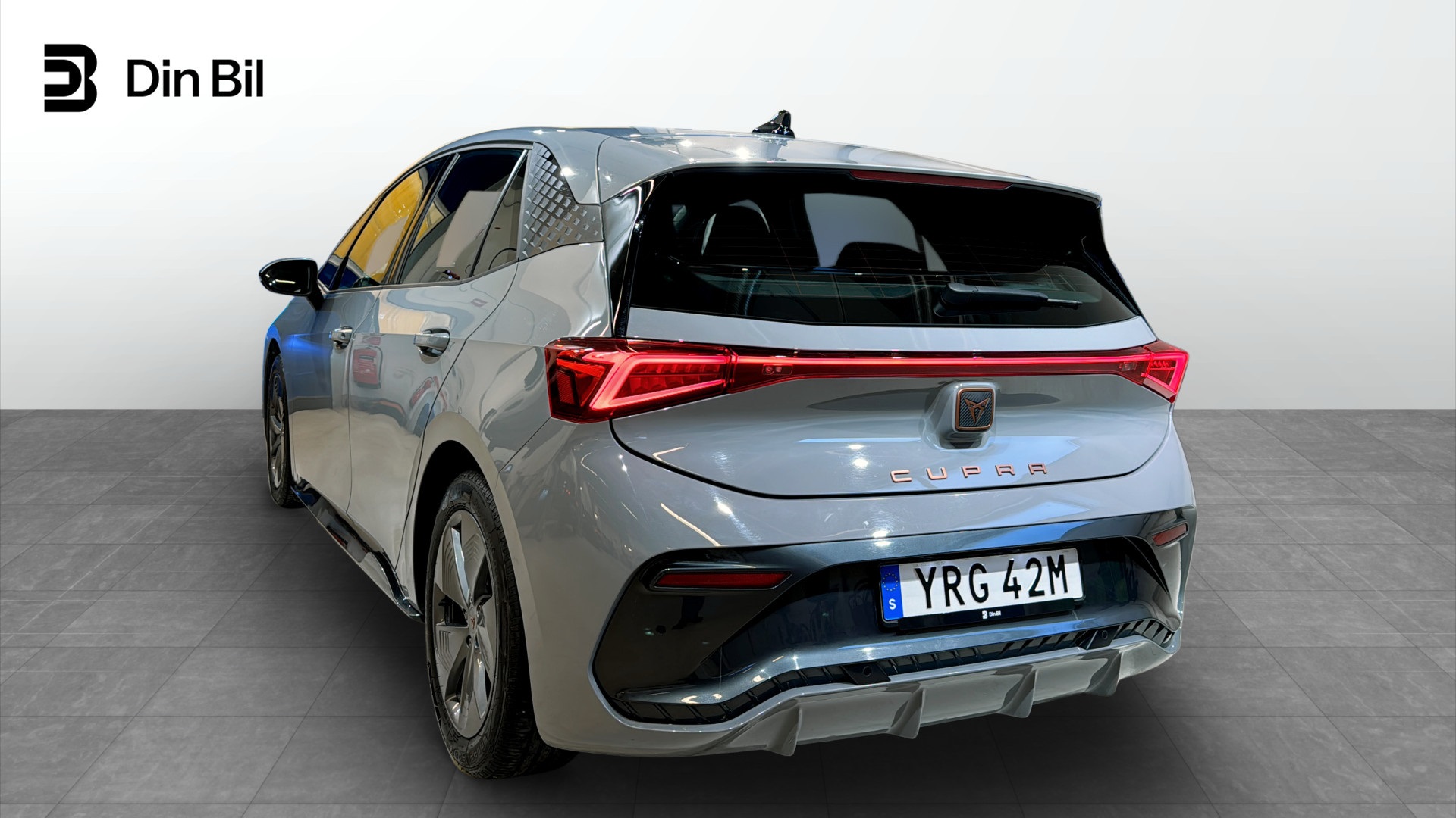 CUPRA Born YRG42M
