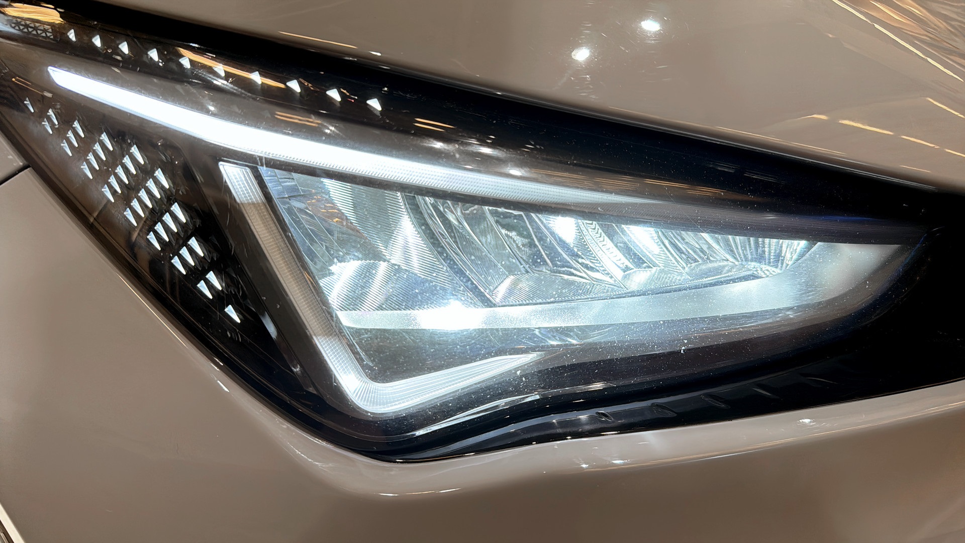 CUPRA Born YRG42M