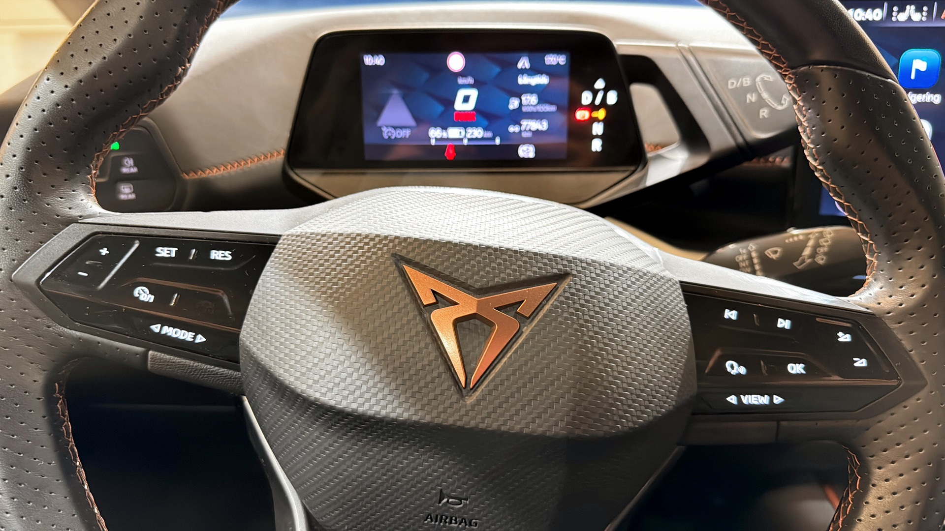CUPRA Born YRG42M