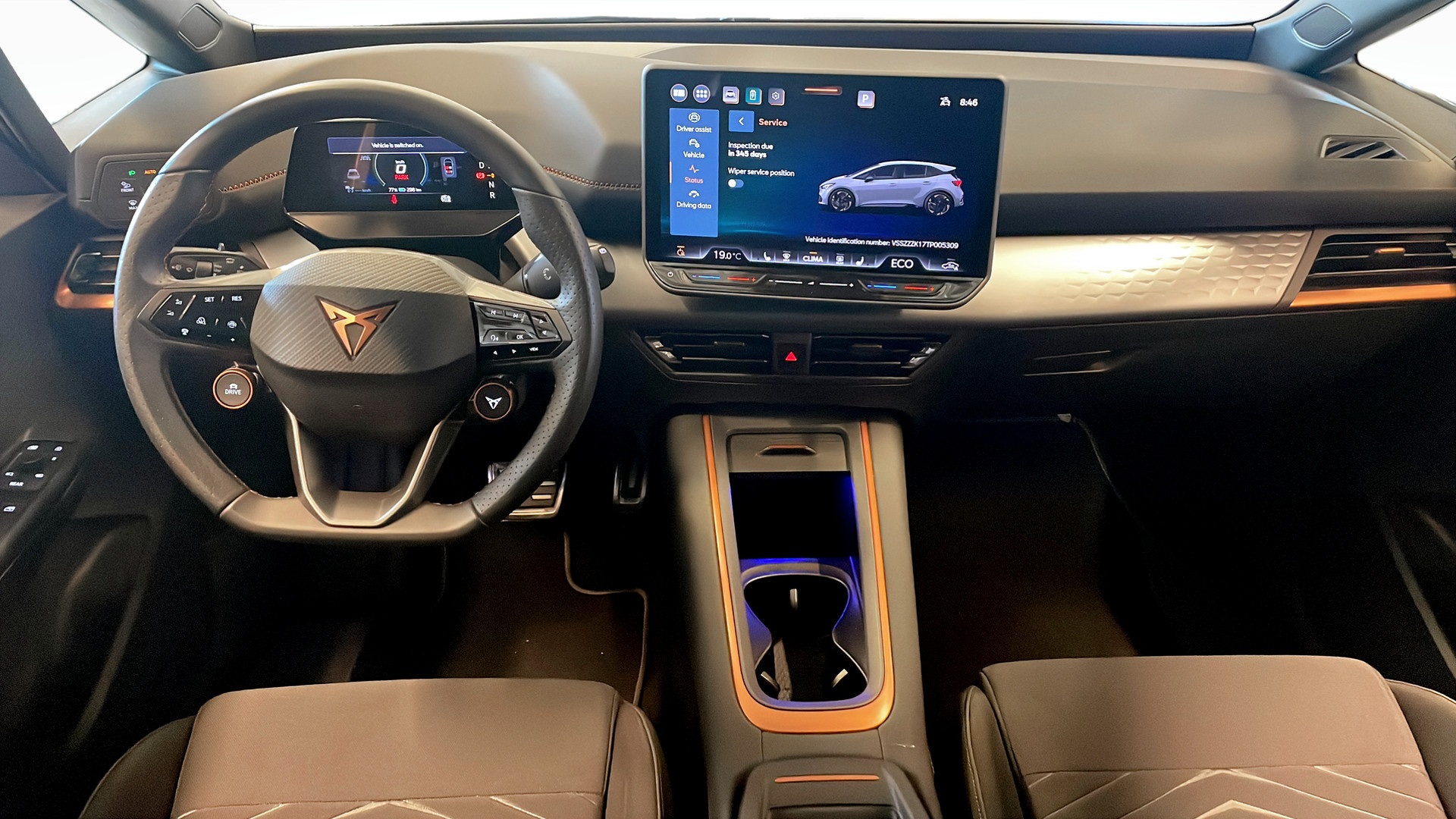 CUPRA Born YRG70U