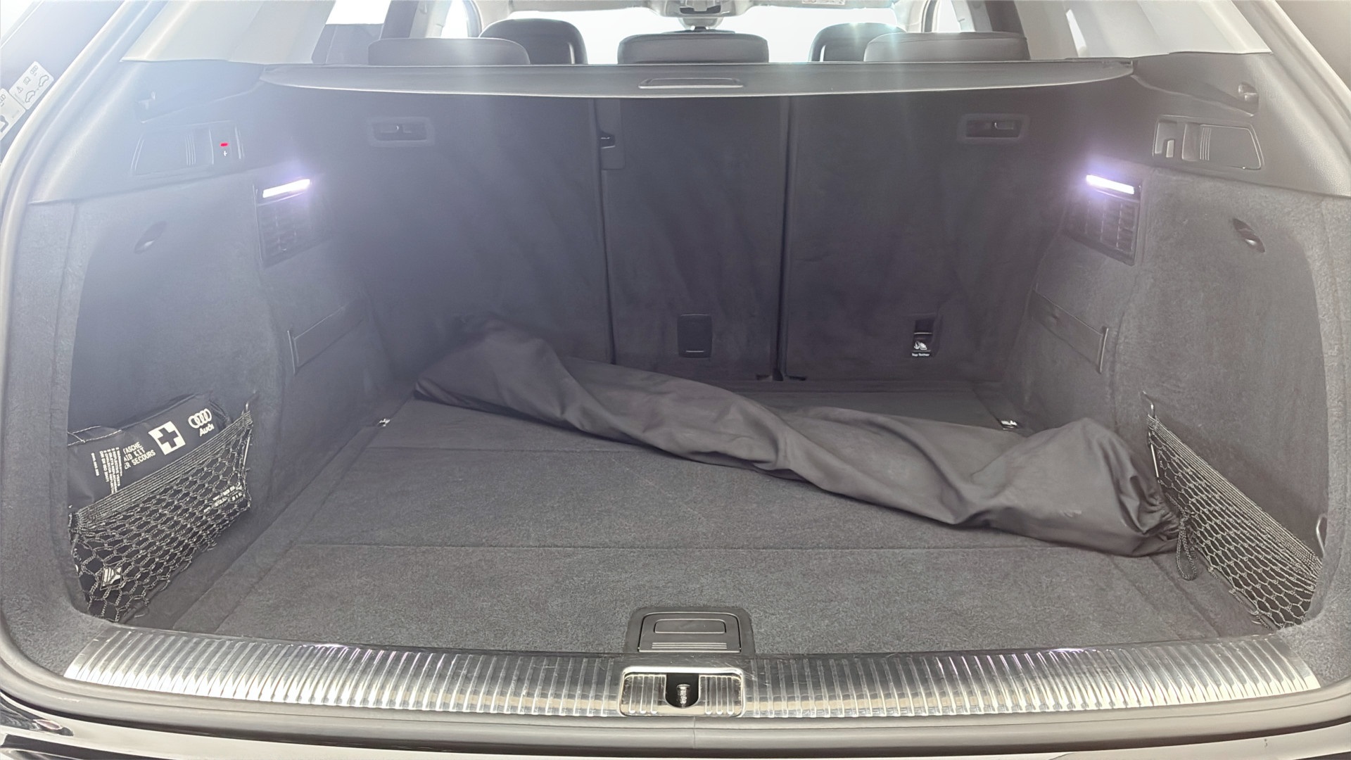 Audi Q5 YRL576