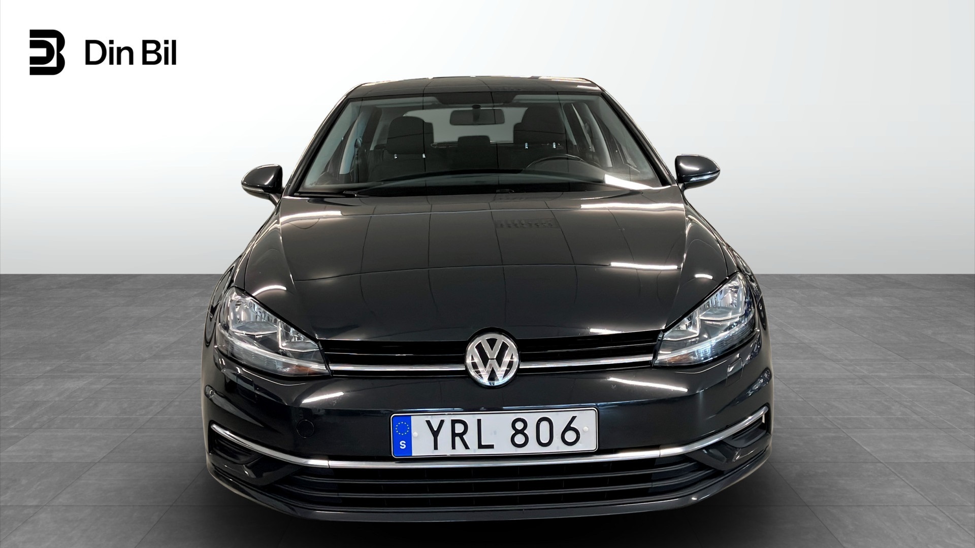 Volkswagen Golf YRL806