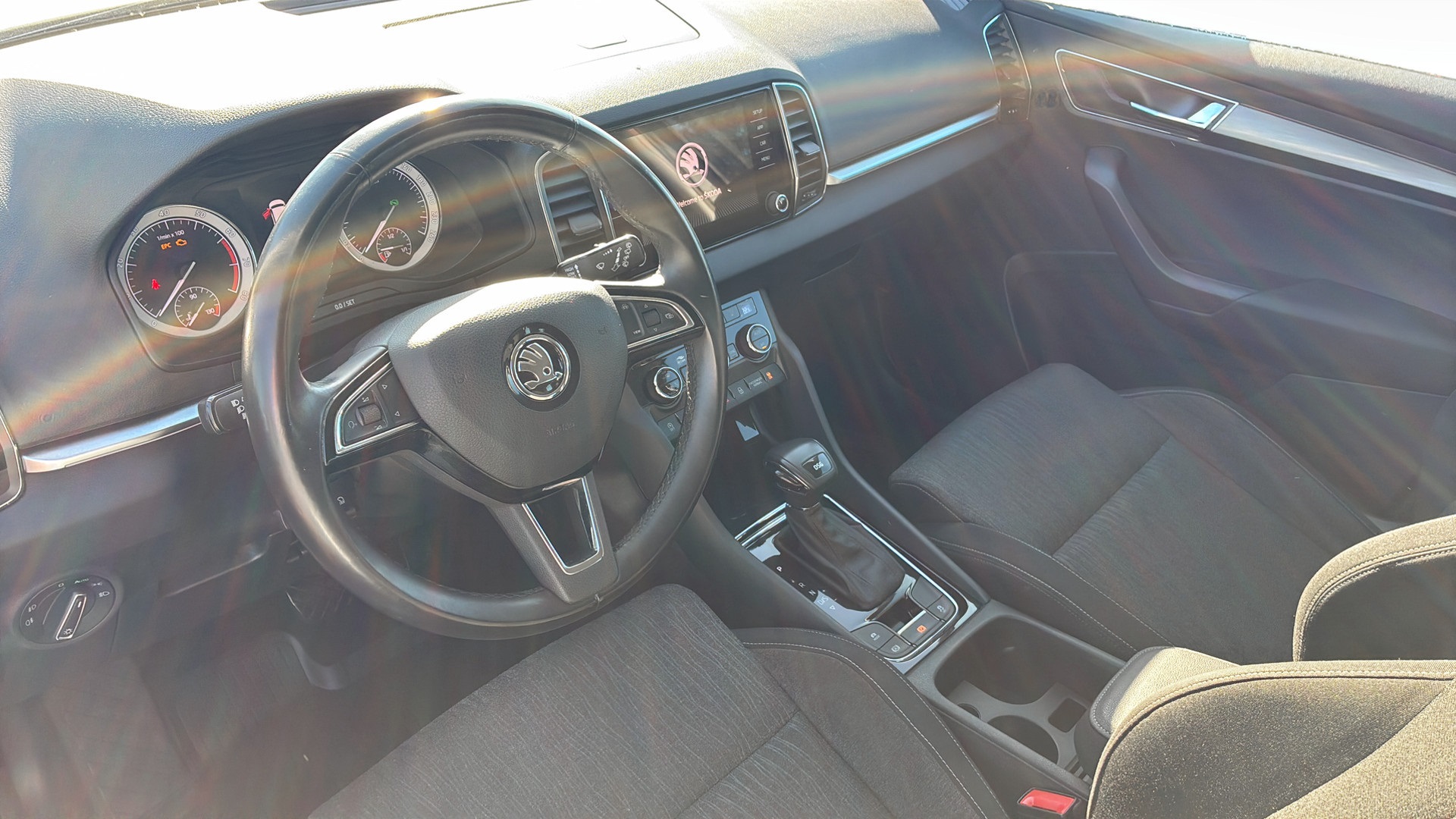 Skoda Karoq YRN148