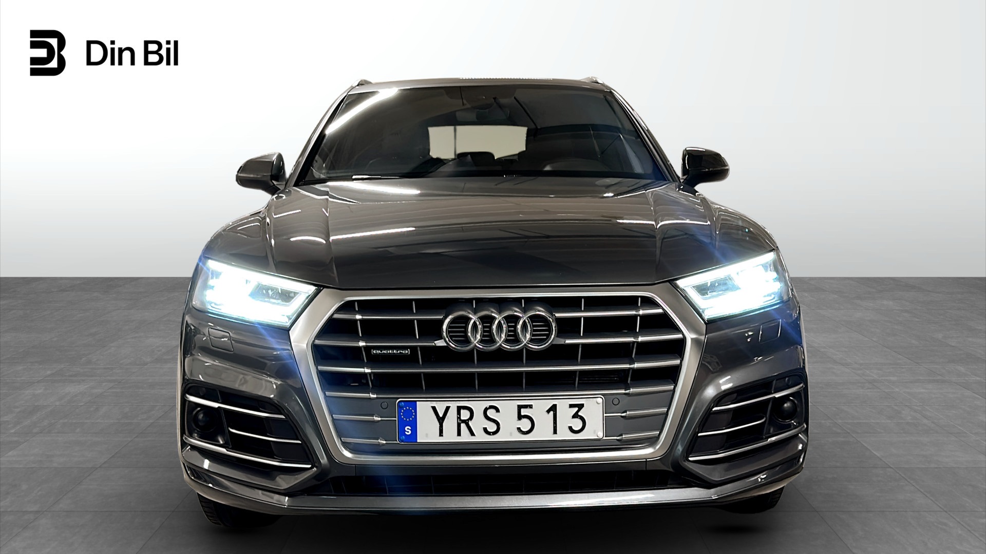 Audi Q5 YRS513