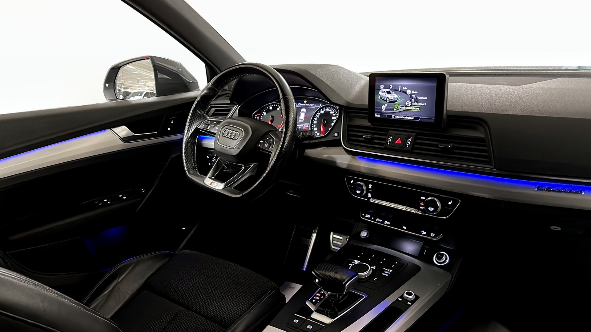 Audi Q5 YRS513