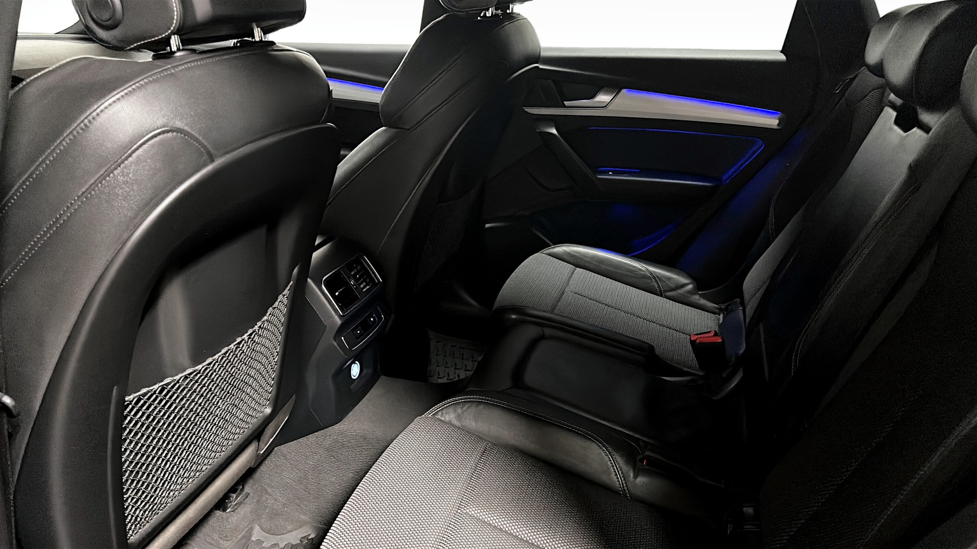 Audi Q5 YRS513
