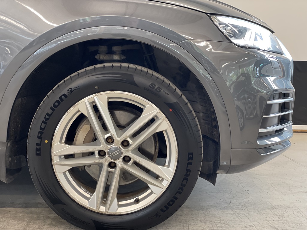 Audi Q5 YRX923