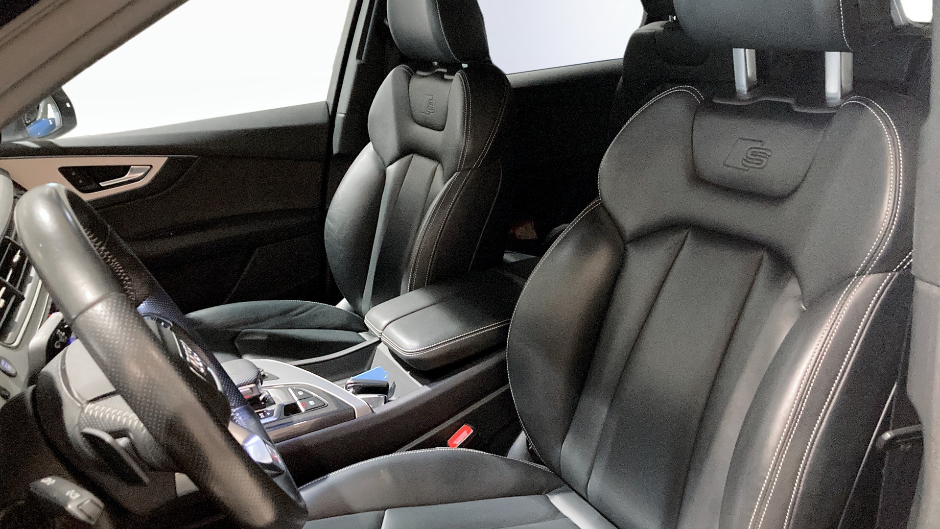 Audi Q7 YSC853