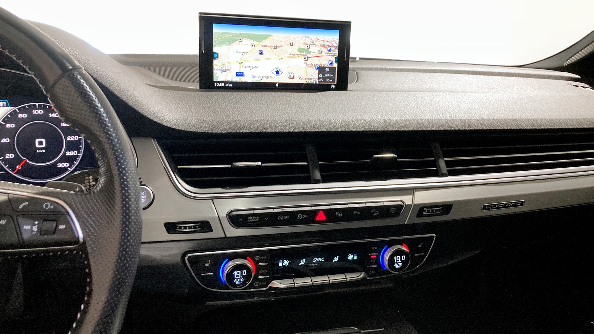 Audi Q7 YSC853