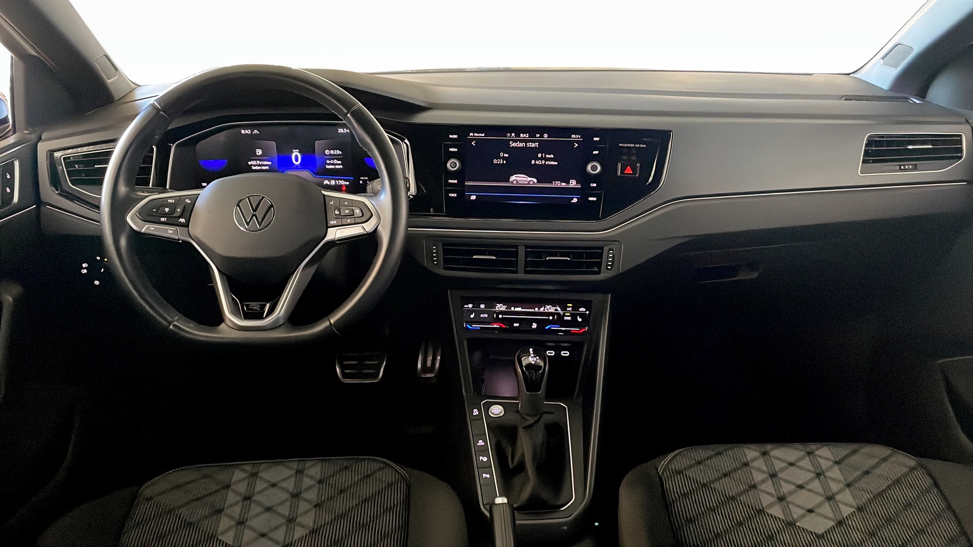 Volkswagen Taigo YSK69X