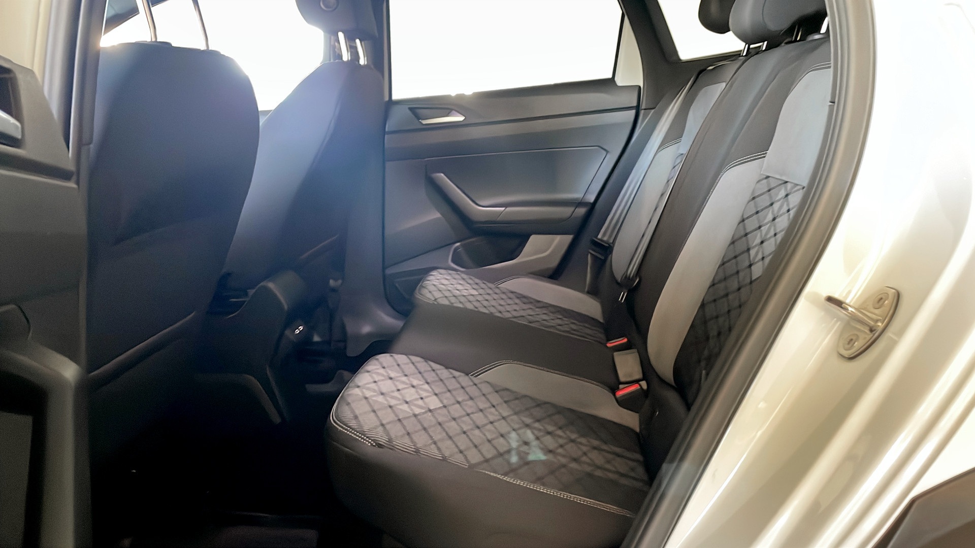 Volkswagen Taigo YSK69X