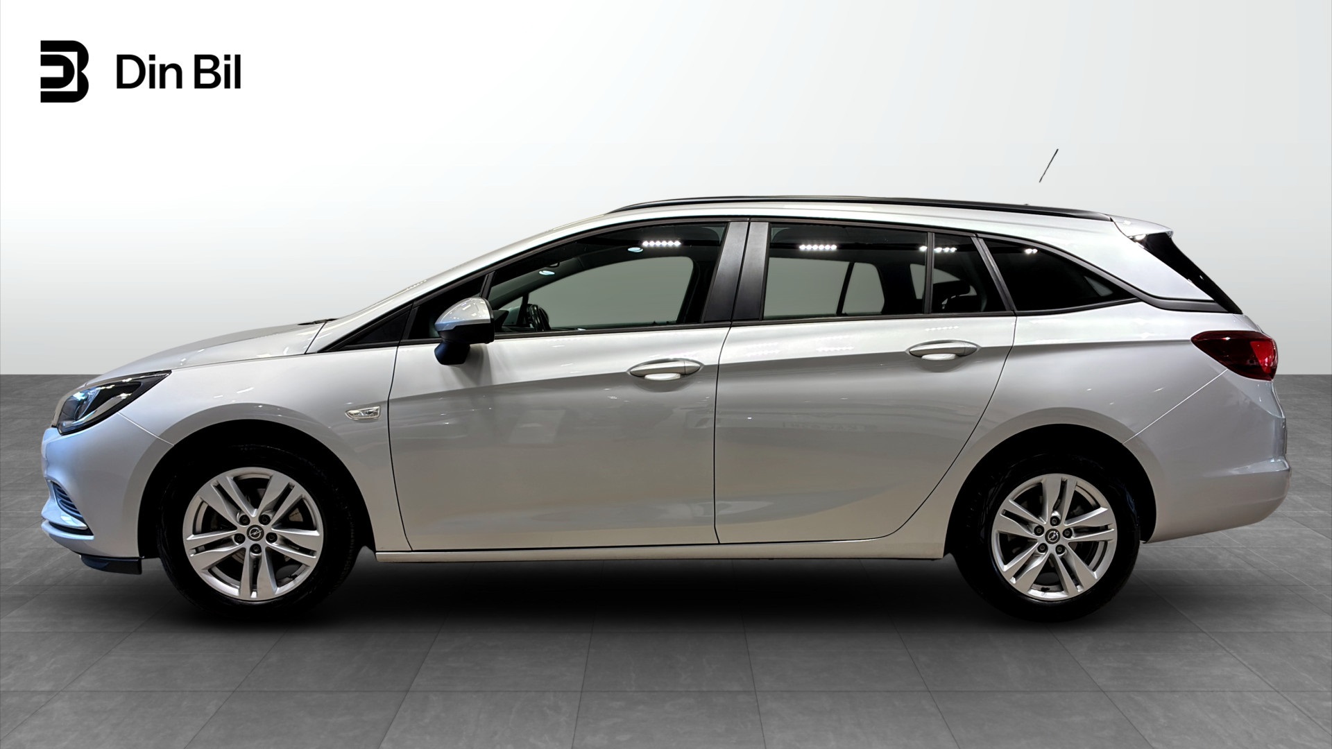 Opel Astra YSK823