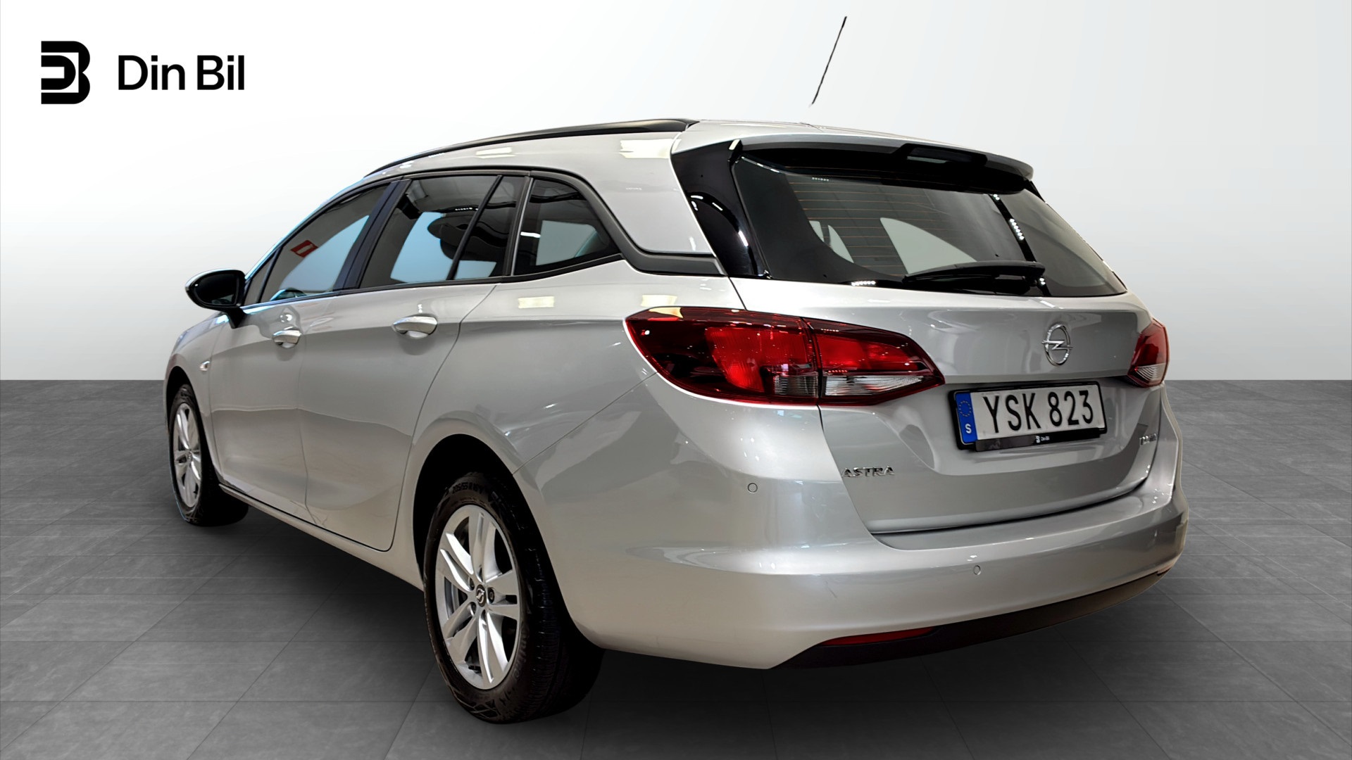 Opel Astra YSK823