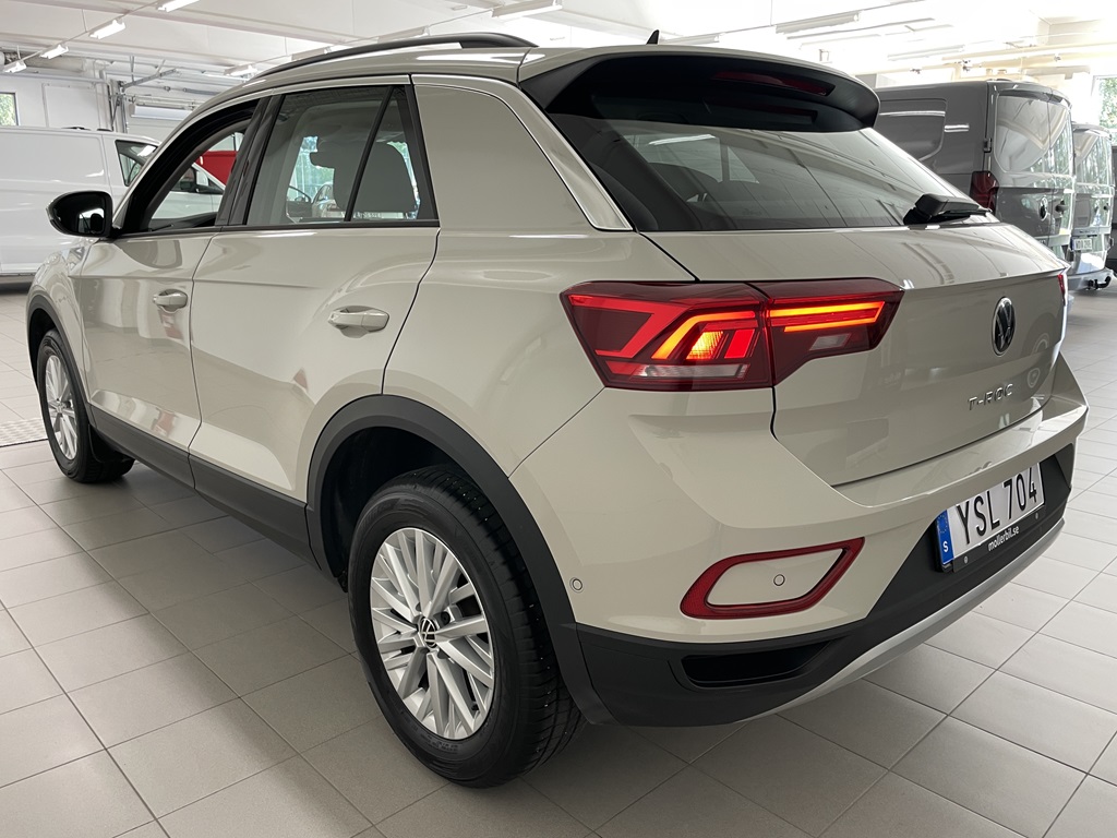 Volkswagen T-Roc YSL704