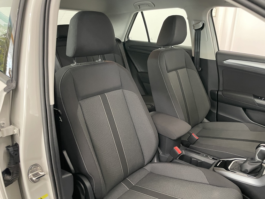 Volkswagen T-Roc YSL704
