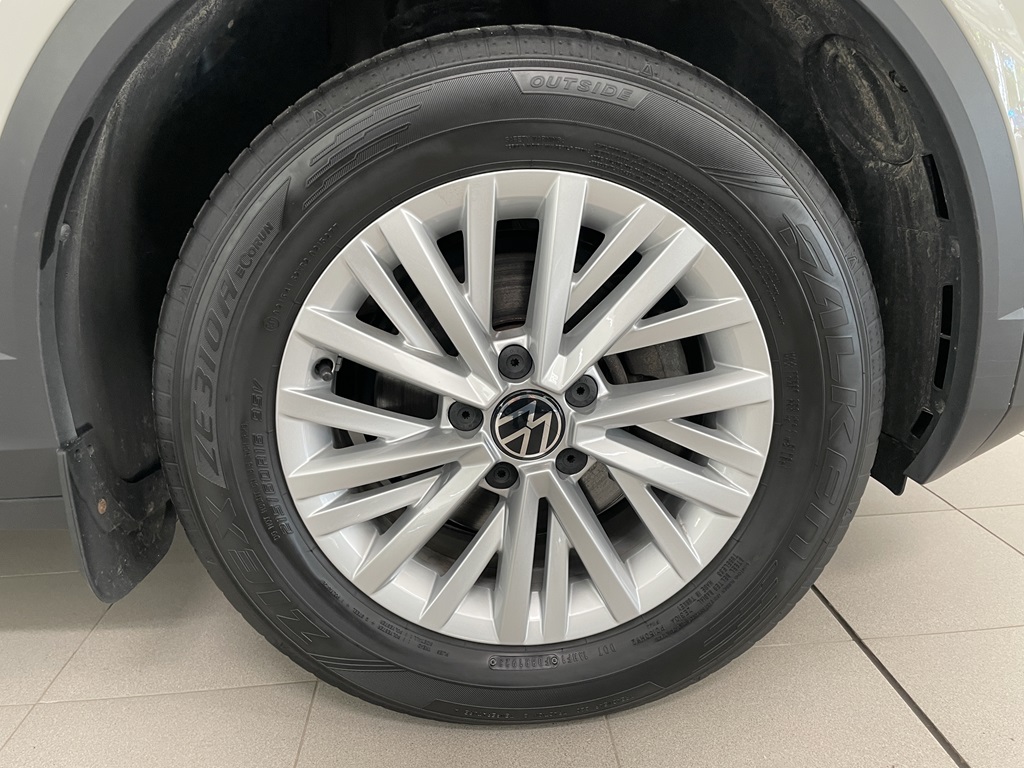 Volkswagen T-Roc YSL704