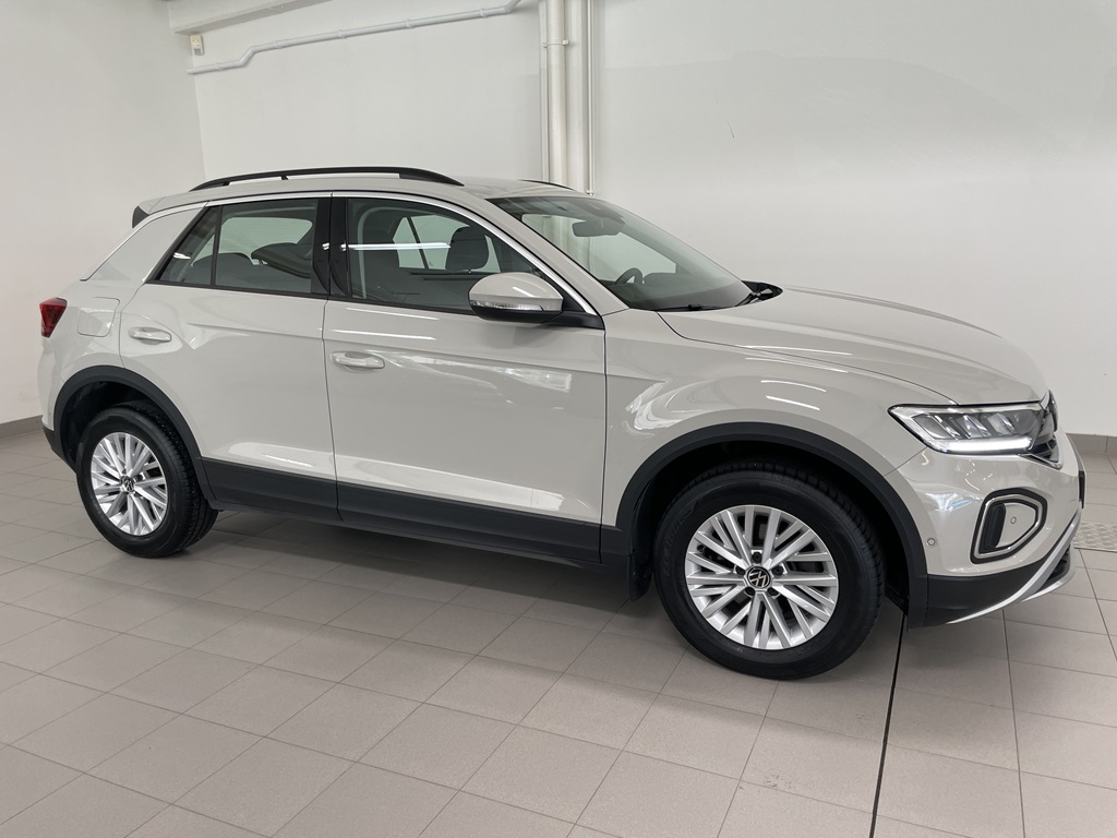 Volkswagen T-Roc YSL704