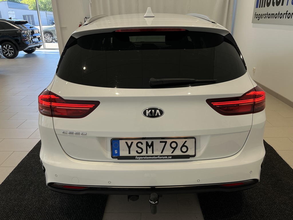Kia cee'd SW YSM796