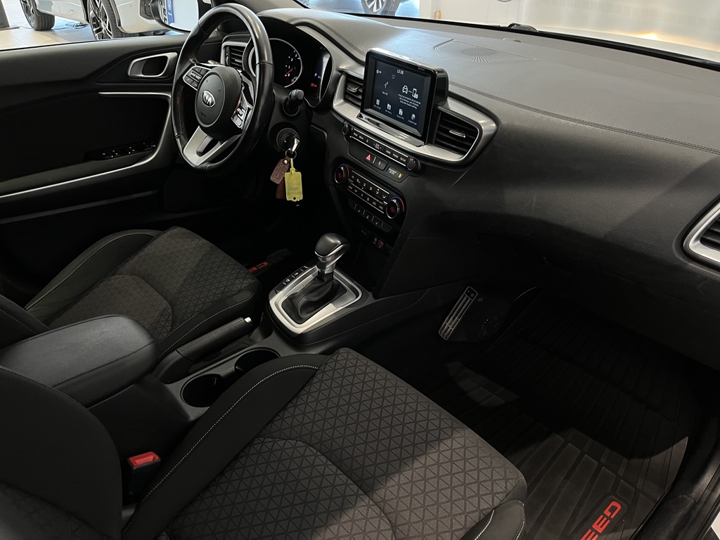 Kia cee'd SW YSM796