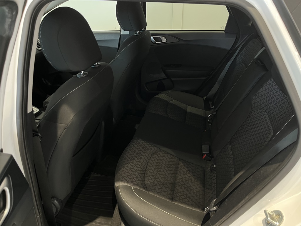 Kia cee'd SW YSM796