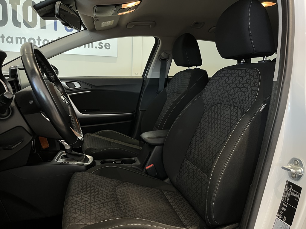 Kia cee'd SW YSM796