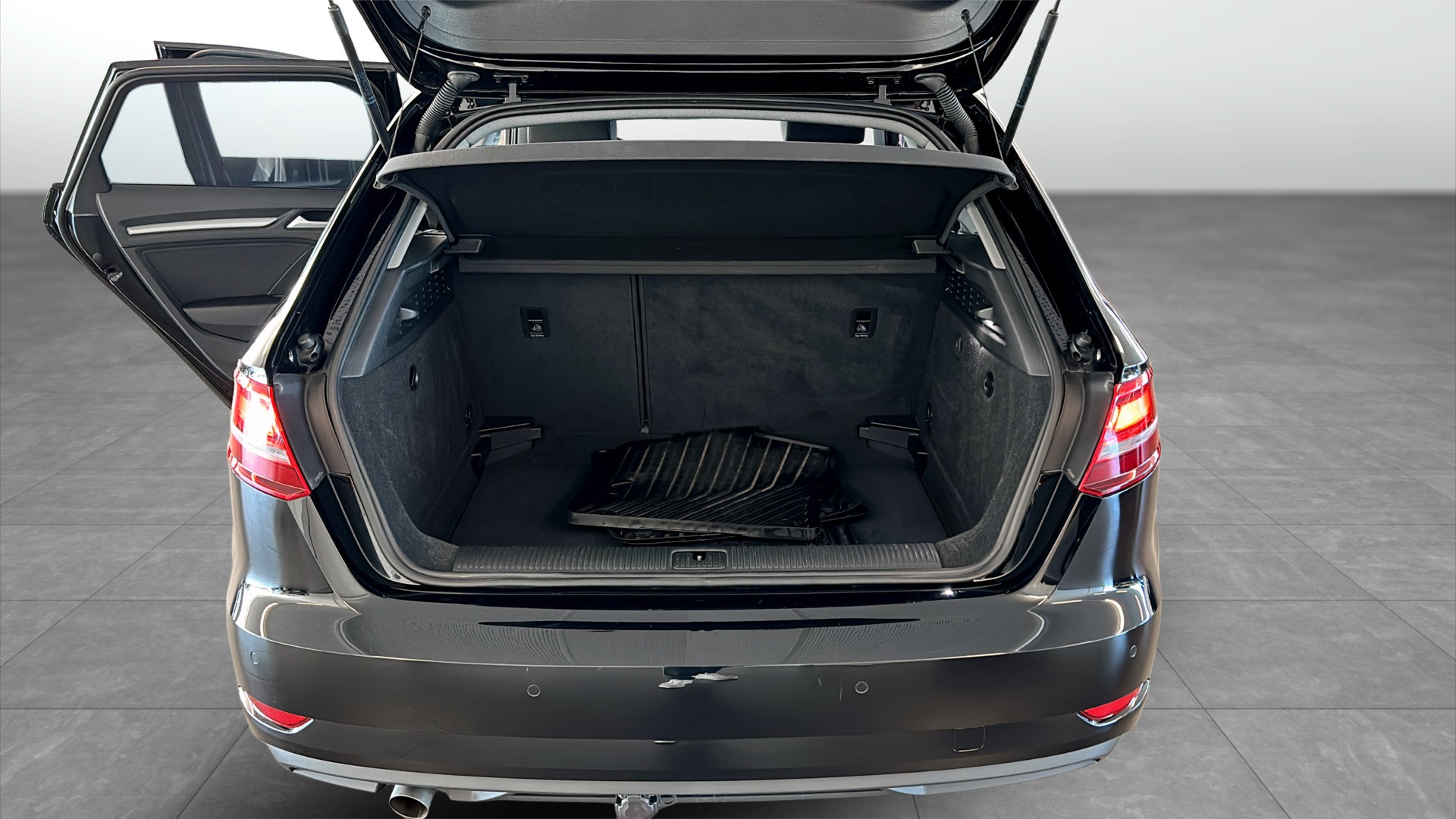 Audi A3 Sportback YSR355