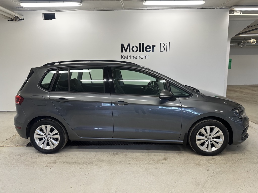 Volkswagen Golf Sportsvan YSU057