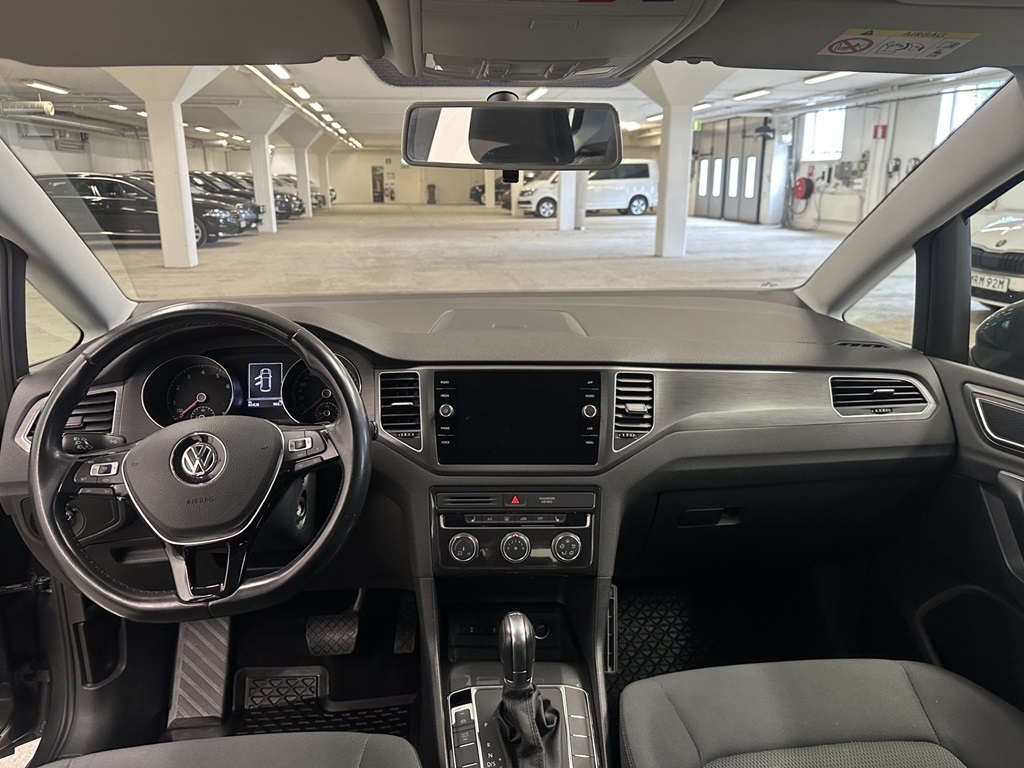 Volkswagen Golf Sportsvan YSU057