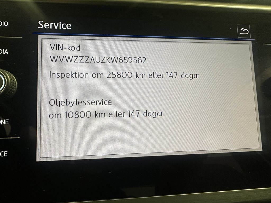 Volkswagen Golf Sportsvan YSU057