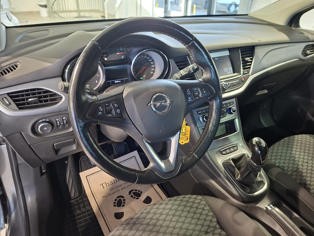Opel Astra YTA518