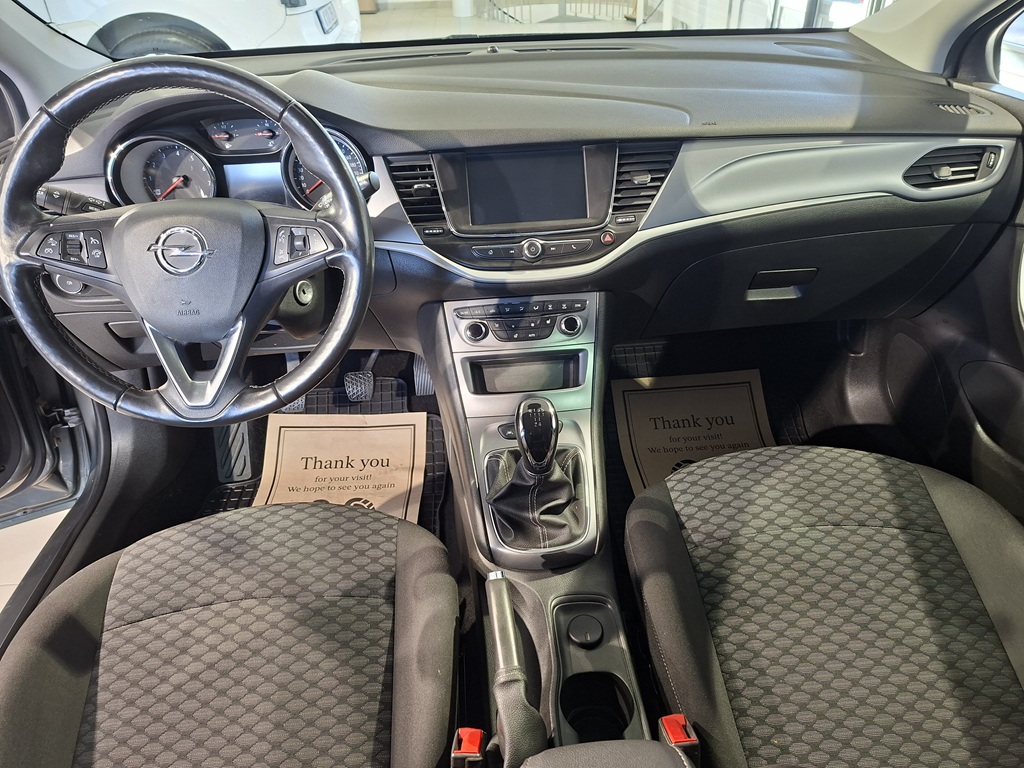 Opel Astra YTA518