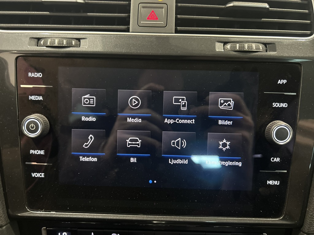 Volkswagen Golf YTM121