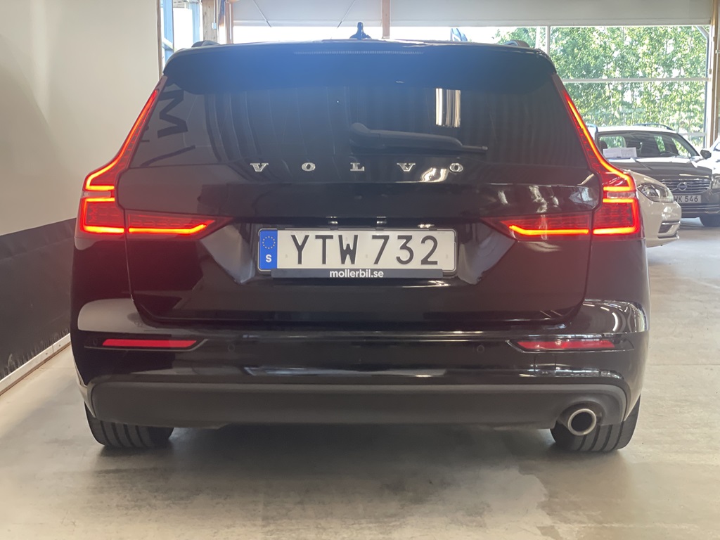 Volvo V60 YTW732