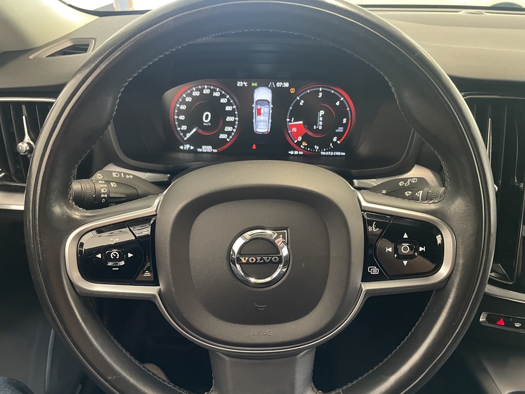 Volvo V60 YTW732