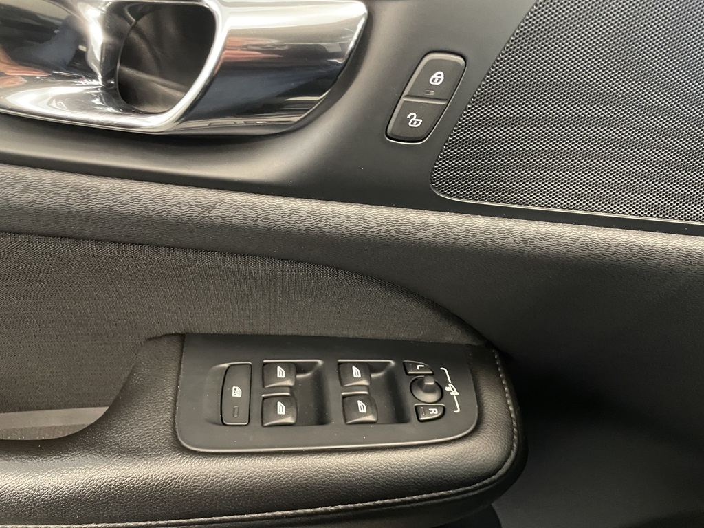 Volvo V60 YTW732