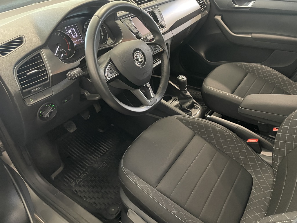 Skoda Fabia YUB603