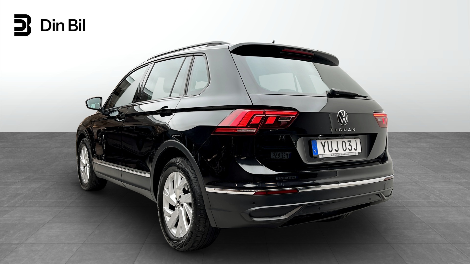 Volkswagen Tiguan YUJ03J