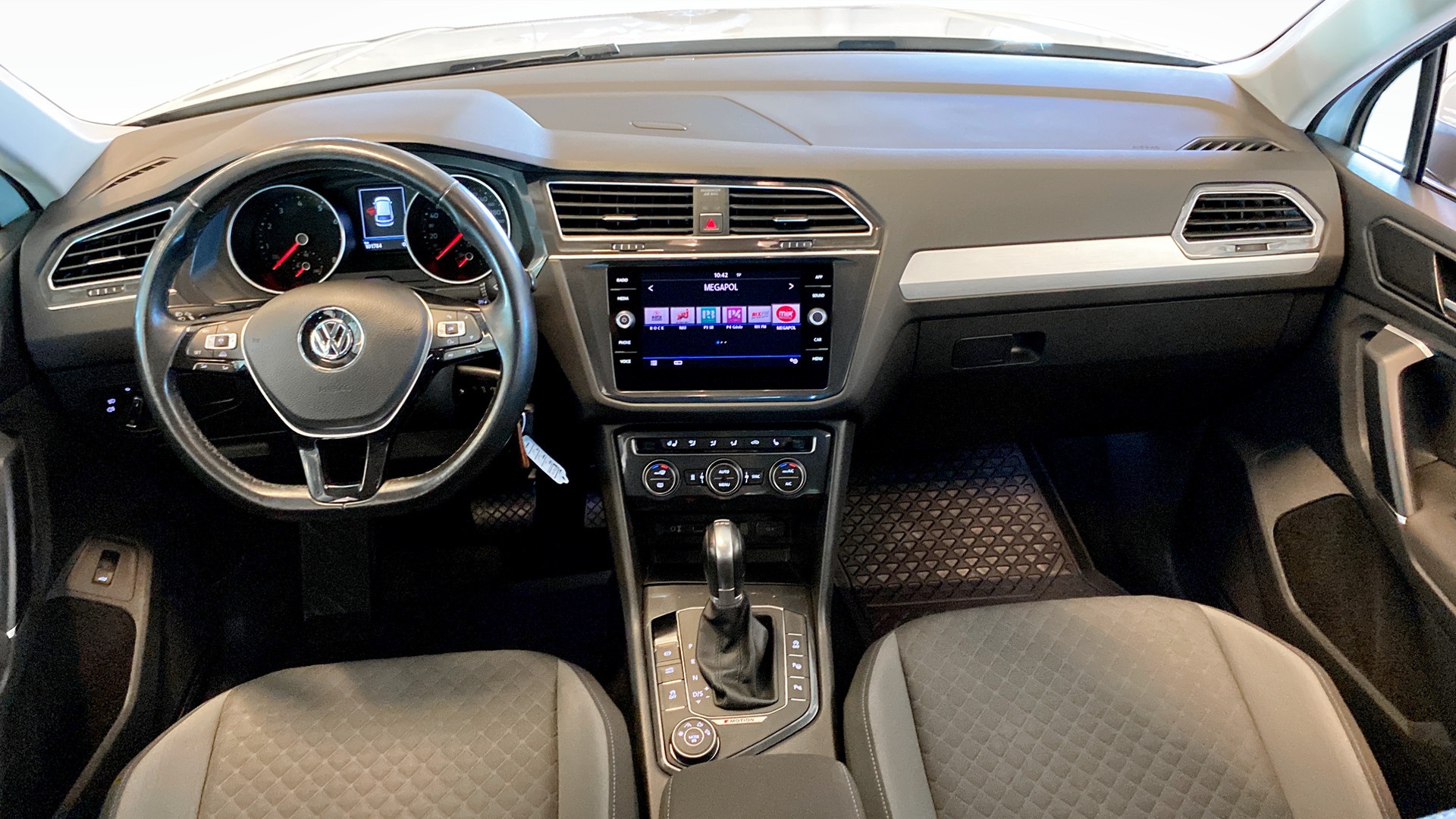 Volkswagen Tiguan YUK046